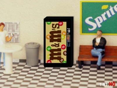 1/87 Track H0 M&M Snack vending machine